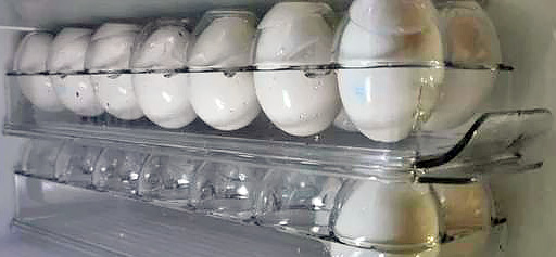 Как лучше хранить яйца в холодильнике?