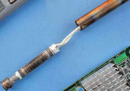 Нихромовая спираль или керамический нагревательный элемент — какой паяльник лучше?