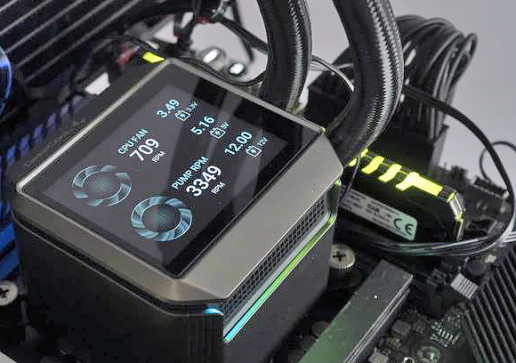 Для чего нужен LCD-экран на водоблоке СЖО процессора?