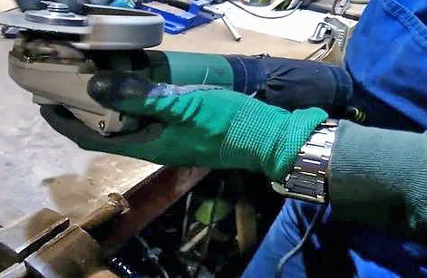 Как изменить направление вращения диска УШМ