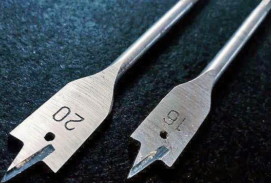 Чем лучше сверлить дерево