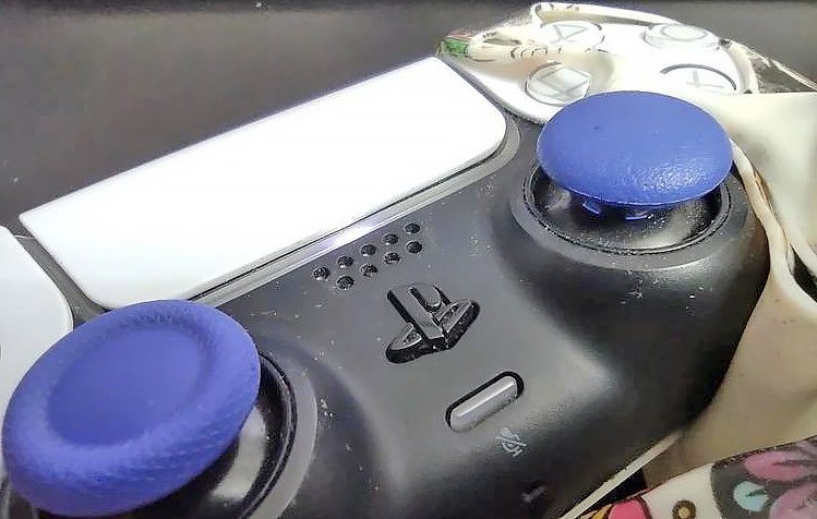 Как подключить оригинальные геймпады к консолям Sony Playstation?