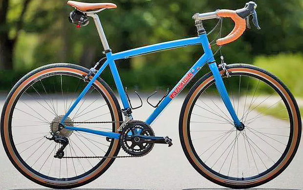 Какой руль у велосипеда лучше — изогнутый или прямой?