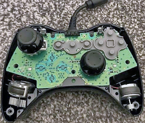 Механические кнопки на геймпаде: как устроены и в чем плюсы?