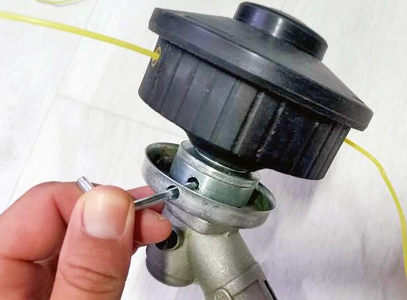 Как правильно намотать леску в триммере