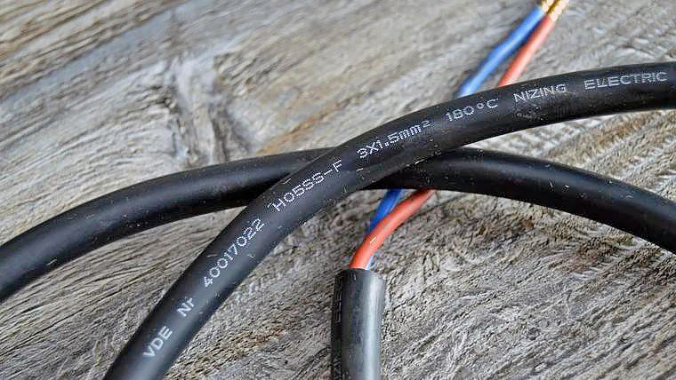 Какой кабель нужен для подключения кухонной плиты к розетке