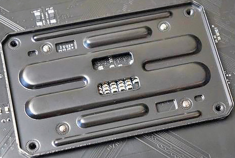 Есть ли разница в креплении систем жидкостного охлаждения между сокетами AM4 и AM5?