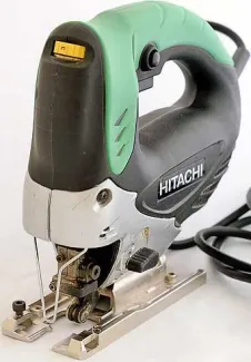 Обзор электролобзика Hitachi CJ90VST