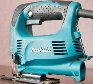 Обзор электрического лобзика Makita 4328
