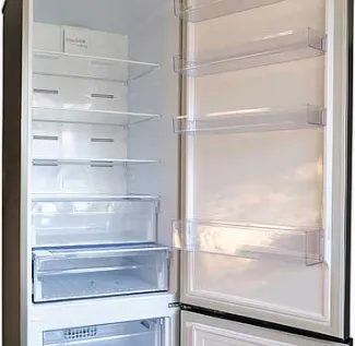 Обзорхолодильника-морозильника BekoRCNK400E20ZX с технологией Dual Cooling