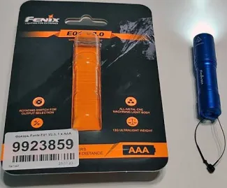 Обзор компактного фонаря Fenix E01 V2.0