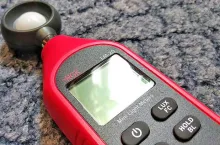 Обзор люксметра RGK-LM20. Наведи порядок со светом!