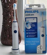 Обзор электрической зубной щетки Philips Sonicare CleanCare+ HX3292/28