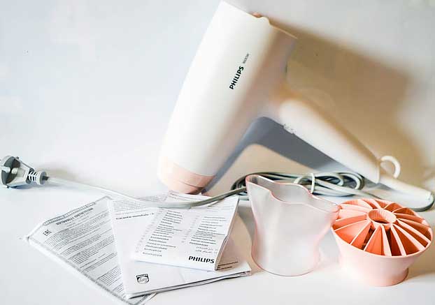 Обзор на фен Philips BHD300/10 в бело-розовом цвете