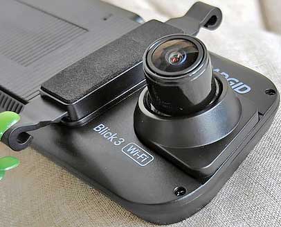 Обзор видеорегистратора в формате зеркала Roadgid Blick 3 Wi-Fi