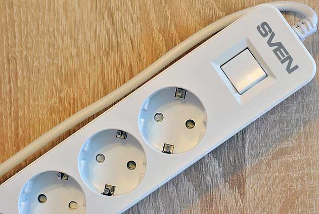 Обзор сетевого удлинителя SVEN SF-05-3