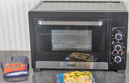 Обзор мини-печи BBK OE4084MC