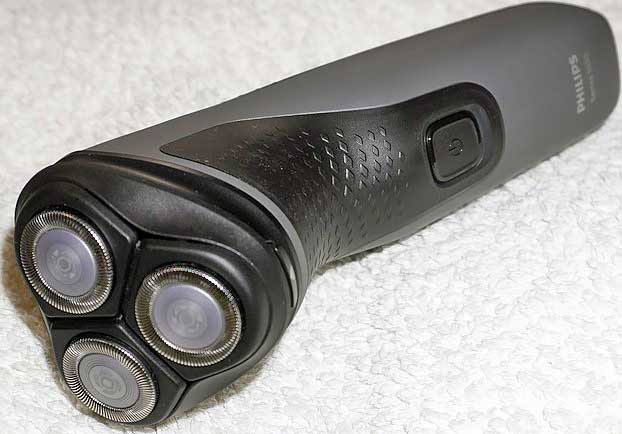 Обзор электрической бритвы Philips S1133/41