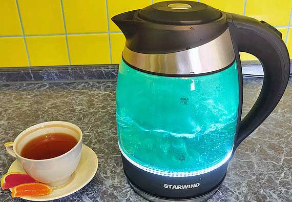 Обзор Starwind SKG2219. Красивый чайник без наворотов
