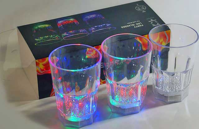 Обзор набора стаканов с подсветкой MixBerry Party LED Glasses MLG 003.
