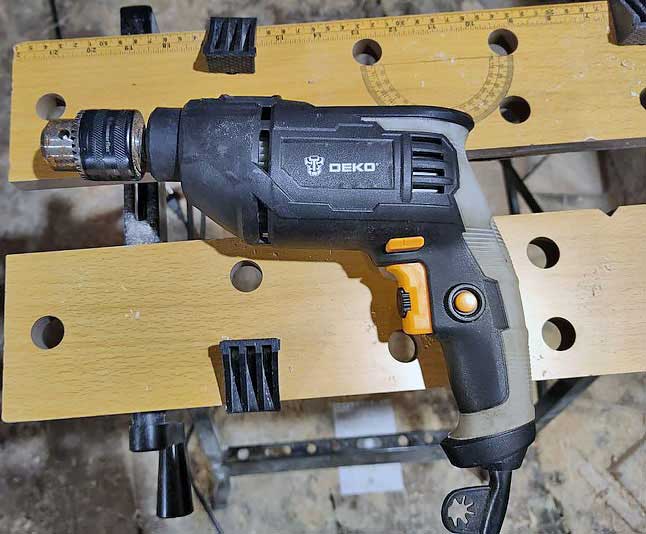 Обзор на дрель DEKO DKID850W
