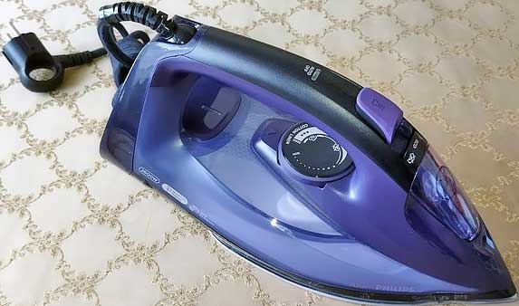 Обзор утюга Philips GC4563/30