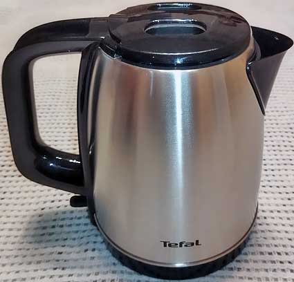 Обзор электрочайника Tefal KI150D30. Пример минимализма в конструкции от известного бренда