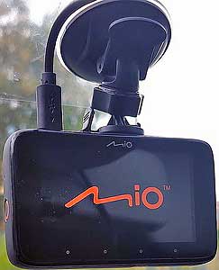 Обзор бюджетного видеорегистратора с GPS Mio ViVa V55