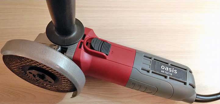 Обзор углошлифовальной машины OASIS AG-72/115