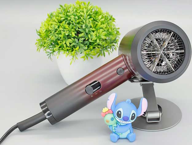 Обзор фена Scarlett SC-HD70I38 с ионизацией воздуха