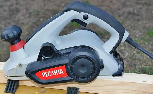 Обзор электрорубанка Ресанта Р-110СТ