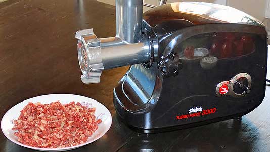 Обзор мясорубки Sinbo SHB 3164: универсальный прибор с насадкой-соковыжималкой