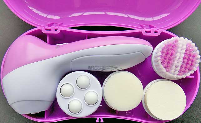 Прибор по уходу за кожей лица. Scarlett SC-CA301F02