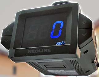 Обзор видеорегистратора Neoline X-COP 9300d: «золотая середина» нового поколения