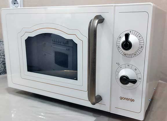 Обзор микроволновой печи Gorenje MO4250TCLI бежевой в стиле &quot|ретро&quot|