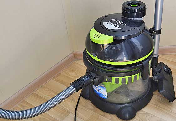 Обзор пылесоса Arnica Hydra