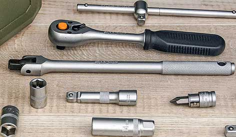 Обзор набора инструментов Дело Техники 610755