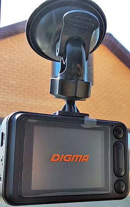 Обзор видеорегистратора с функцией радар-детектора Digma Freedrive 750